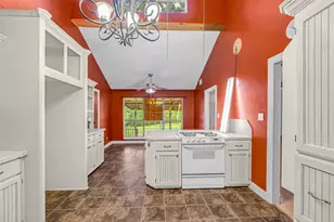 112 Little Rd, New Waverly, TX 77358 - Photo 17