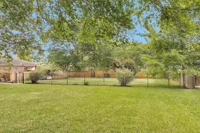 12645 Capricornus, Willis, TX 77318 - Photo 9
