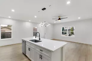 4114 Castor St, Houston, TX 77022 - Photo 7