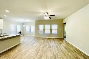 934 Golden Willow Ln, Conroe, TX 77304 - Photo 5