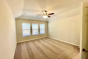934 Golden Willow Ln, Conroe, TX 77304 - Photo 19