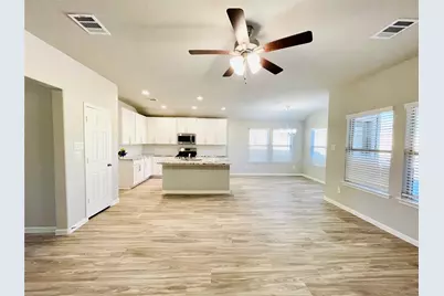 934 Golden Willow Lane, Conroe, TX 77304 - Photo 9