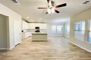 934 Golden Willow Ln, Conroe, TX 77304 - Photo 9