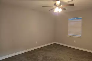 3102 Friar Point Rd, Houston, TX 77051 - Photo 9