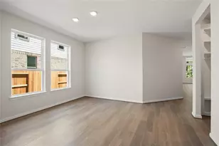 12322 Liberty Vlg Dr, Cypress, TX 77433 - Photo 5