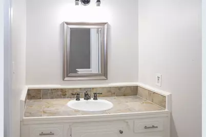 912 Robinson Road, La Porte, TX 77571 - Photo 31