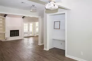 912 Robinson Rd, La Porte, TX 77571 - Photo 27