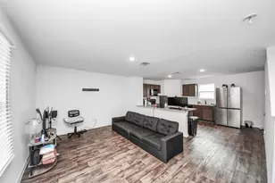 16923 Marie Vlg Dr, Conroe, TX 77306 - Photo 5