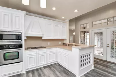 4727 Cashel Castle Drive, Houston, TX 77069 - Photo 13