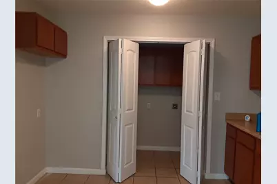 146 Southbend Court #A, Willis, TX 77378 - Photo 3