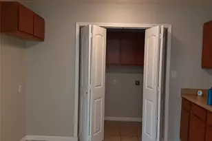 146 Southbend Ct, Willis, TX 77378 - Photo 3