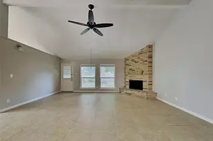 7410 Soledad Dr, Houston, TX 77083 - Photo 3