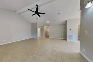 7410 Soledad Dr, Houston, TX 77083 - Photo 5