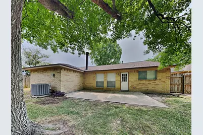 7410 Soledad Drive, Houston, TX 77083 - Photo 15