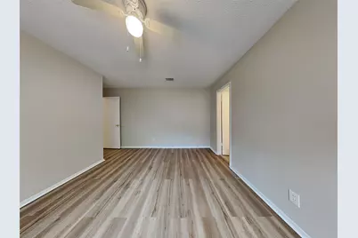 7410 Soledad Drive, Houston, TX 77083 - Photo 9