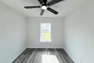 506 S Iowa St, La Porte, TX 77571 - Photo 11