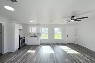 506 S Iowa St, La Porte, TX 77571 - Photo 3