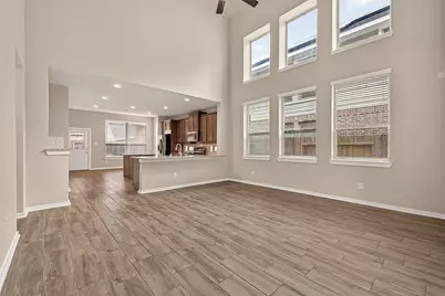 10549 Wild Chives, Conroe, TX 77385 - Photo 5