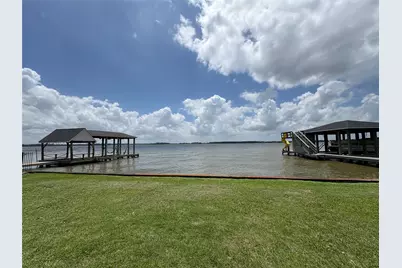 3739 Shore Shadows Drive, Crosby, TX 77532 - Photo 1