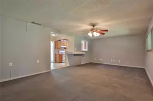 116 Cypress St, Lake Jackson, TX 77566 - Photo 9