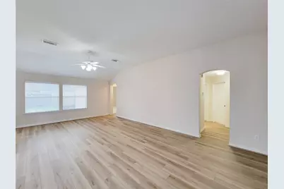 6806 Haley Court, Pearland, TX 77584 - Photo 11