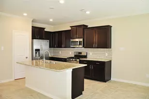 18111 Tall Chestnut St, Cypress, TX 77429 - Photo 5