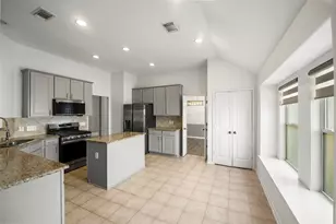 12807 Brook Arbor Ct, Pearland, TX 77584 - Photo 7