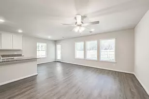 2 N Circlewood Glen, The Woodlands, TX 77381 - Photo 9