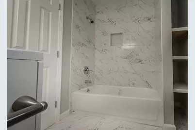 4411 Knotty Oaks Trail, Houston, TX 77045 - Photo 21