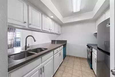 3131 Southwest Freeway C40, Houston, TX 77098 - Photo 7