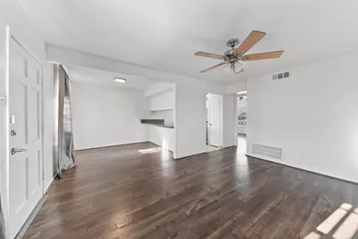 3131 Southwest Freeway C40, Houston, TX 77098 - Photo 3