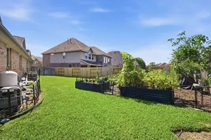1433 Hicks Field Ln, League City, TX 77573 - Photo 43