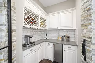 1433 Hicks Field Ln, League City, TX 77573 - Photo 13