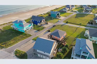 2691 Gillespie, Crystal Beach, TX 77650 - Photo 33