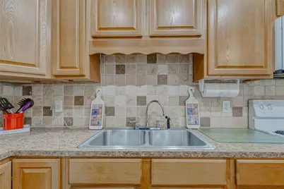 2691 Gillespie, Crystal Beach, TX 77650 - Photo 15