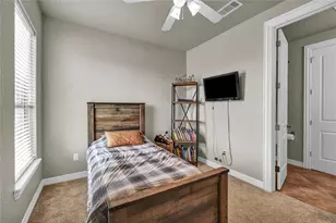 1016 Shady Oaks Dr, Angleton, TX 77515 - Photo 33