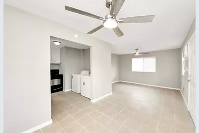 3914 Hoffman Street #B, Houston, TX 77026 - Photo 7
