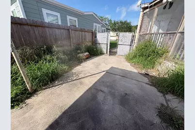 3545 Monterrey St, Corpus Christi, TX 78411 - Photo 39