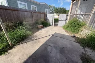 3545 Monterrey St, Corpus Christi, TX 78411 - Photo 39