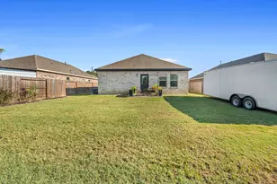 316 Carlos Leal Dr, Dayton, TX 77535 - Photo 23