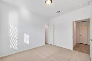 2118 Spring Hollow Dr Dr, Baytown, TX 77521 - Photo 19