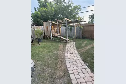 8407 Sonneville Drive, Houston, TX 77080 - Photo 5