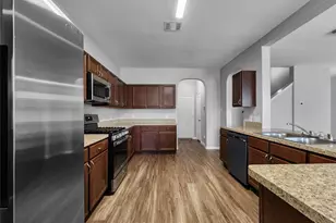 10311 Urban Oak Trl, Houston, TX 77044 - Photo 5