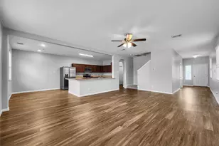 10311 Urban Oak Trl, Houston, TX 77044 - Photo 3