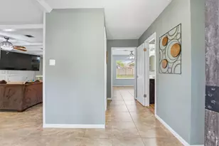 19719 Sweet Forest Ln, Humble, TX 77346 - Photo 3