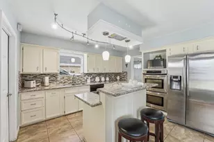 19719 Sweet Forest Ln, Humble, TX 77346 - Photo 11
