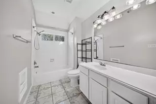 20023 Ravenmeadow Ln, Katy, TX 77449 - Photo 17