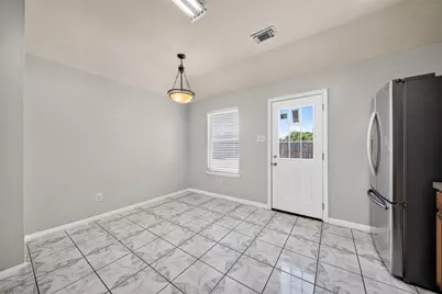 20023 Ravenmeadow Lane, Katy, TX 77449 - Photo 9
