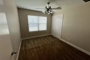 2710 Hullsmith Dr, Houston, TX 77063 - Photo 13
