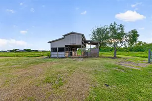 307 County Rd 6021, Dayton, TX 77535 - Photo 27
